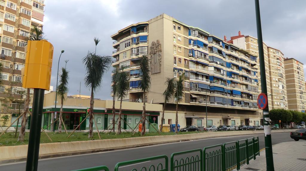 Apartamento Huelin Málaga Esterno foto